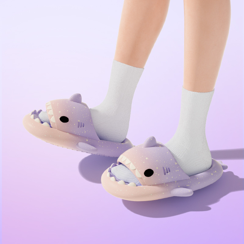 Cute Cartoon Shark Slippers Fo - Men'S Shoes To Women'S のレビューと価格