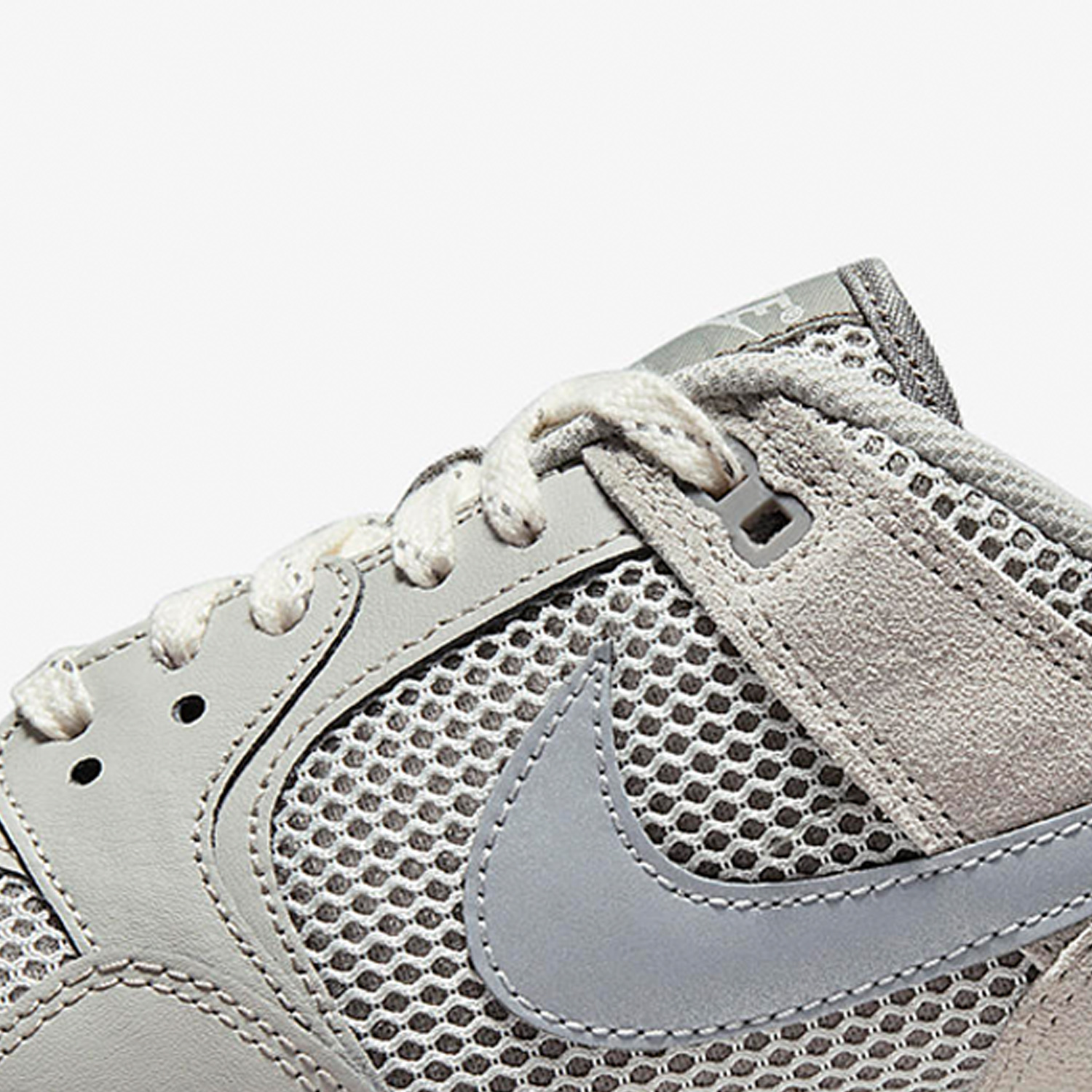 Nike Official Genuine Air Pega - Men Shoes Nike のレビューと価格
