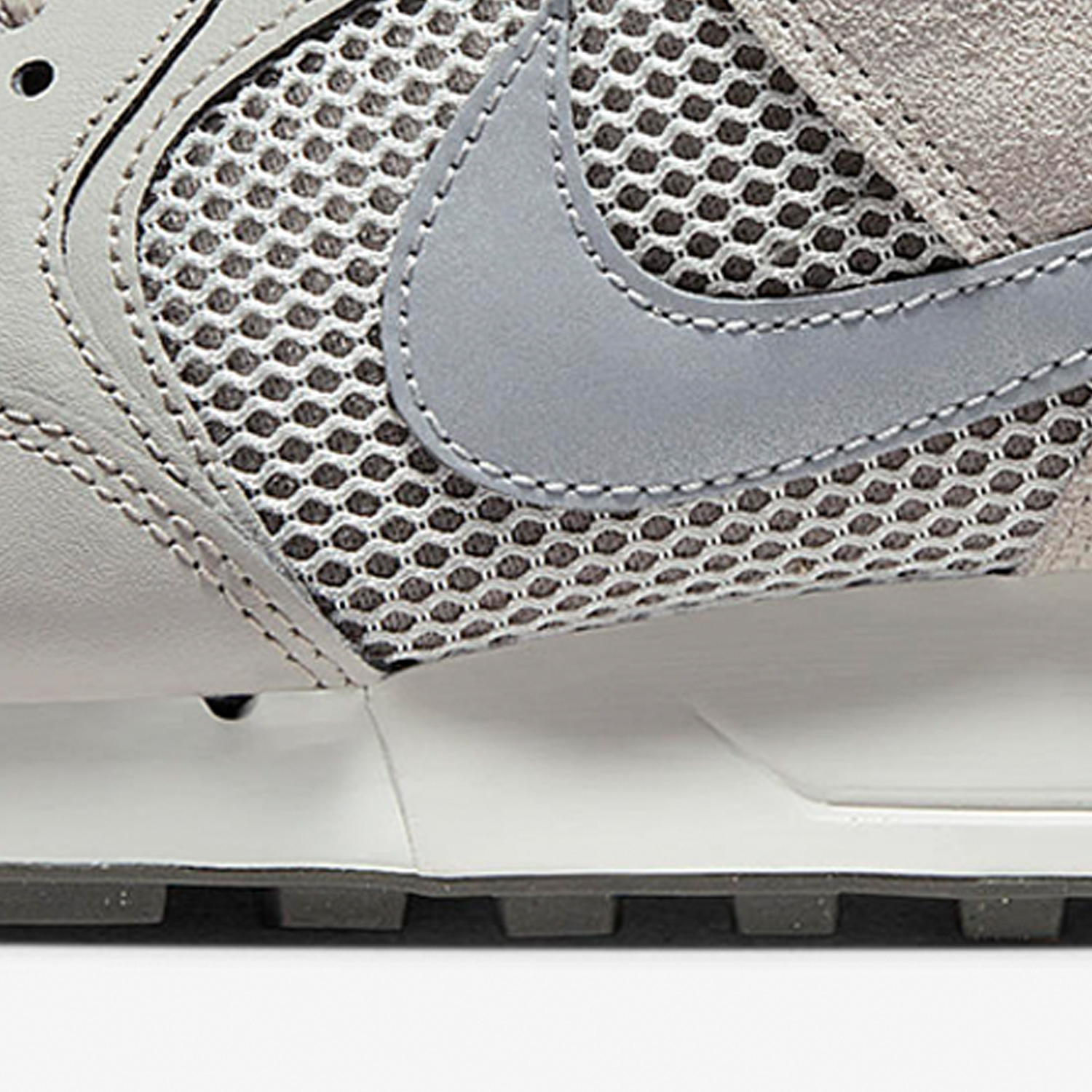 Nike Official Genuine Air Pega - Men Shoes Nike のレビューと価格