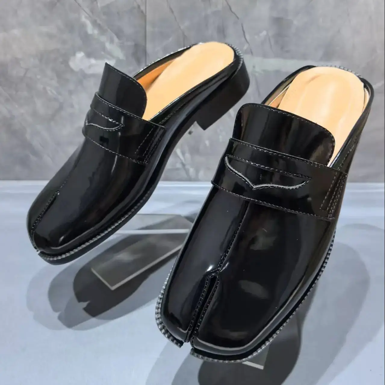 Split Toe Tabi Men's Slippers  - Men'S Shoes With Toes のレビューと価格