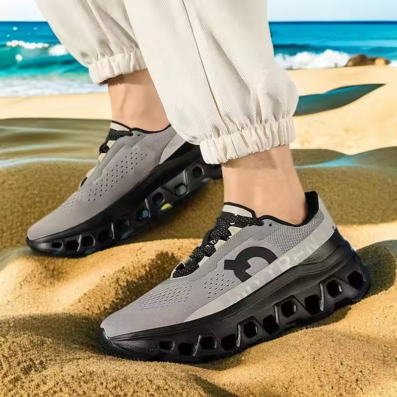 Outdoor Running Casual Sneaker - Men Shoes On Cloud のレビューと価格