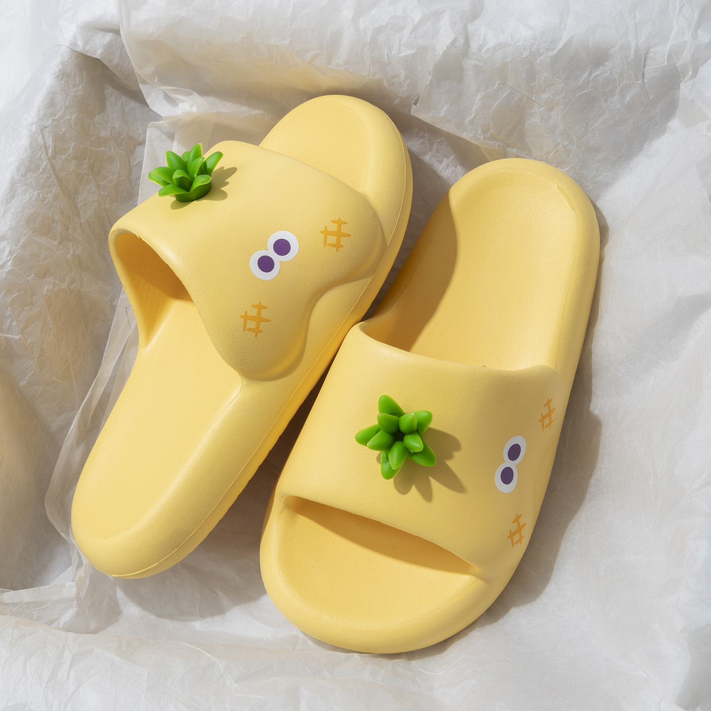 SHAJI Women Cute Pineapple Clo - Men Shoes On Cloud のレビューと価格